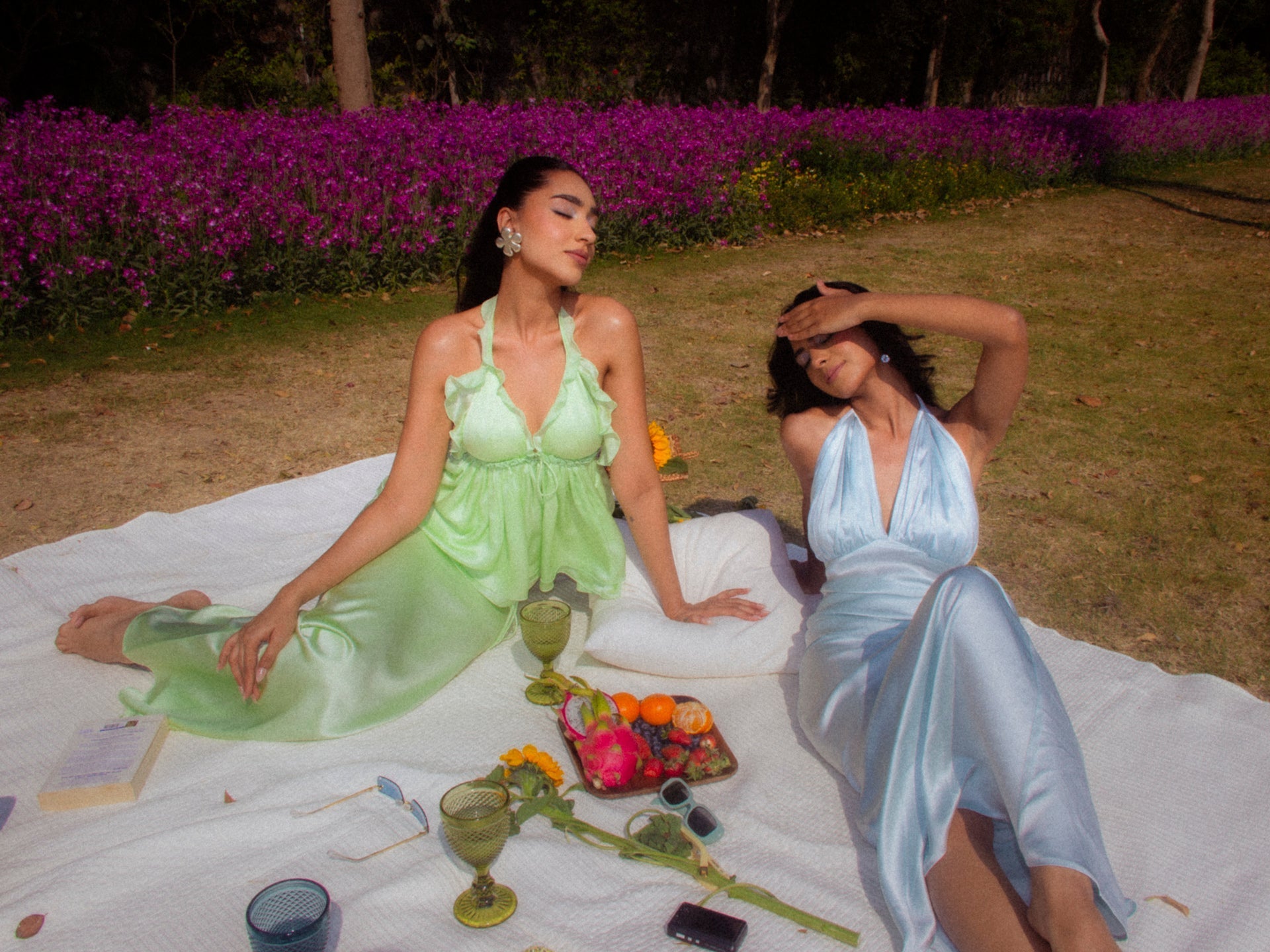 Elegance in Every Stitch: Buy Dresses Online in Dubai with Sands Fashion House